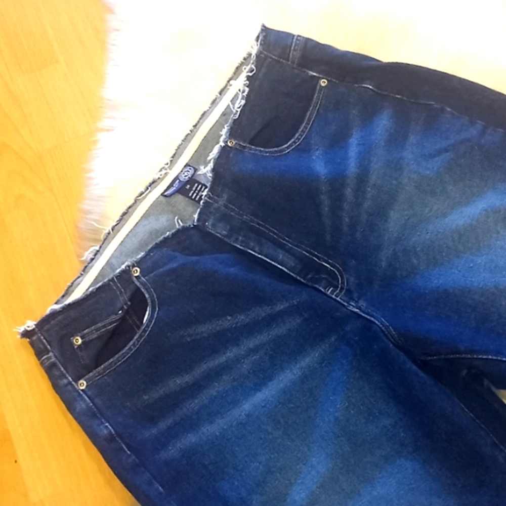 Venezia Frayed Distressed Crop Jeans-#1397+